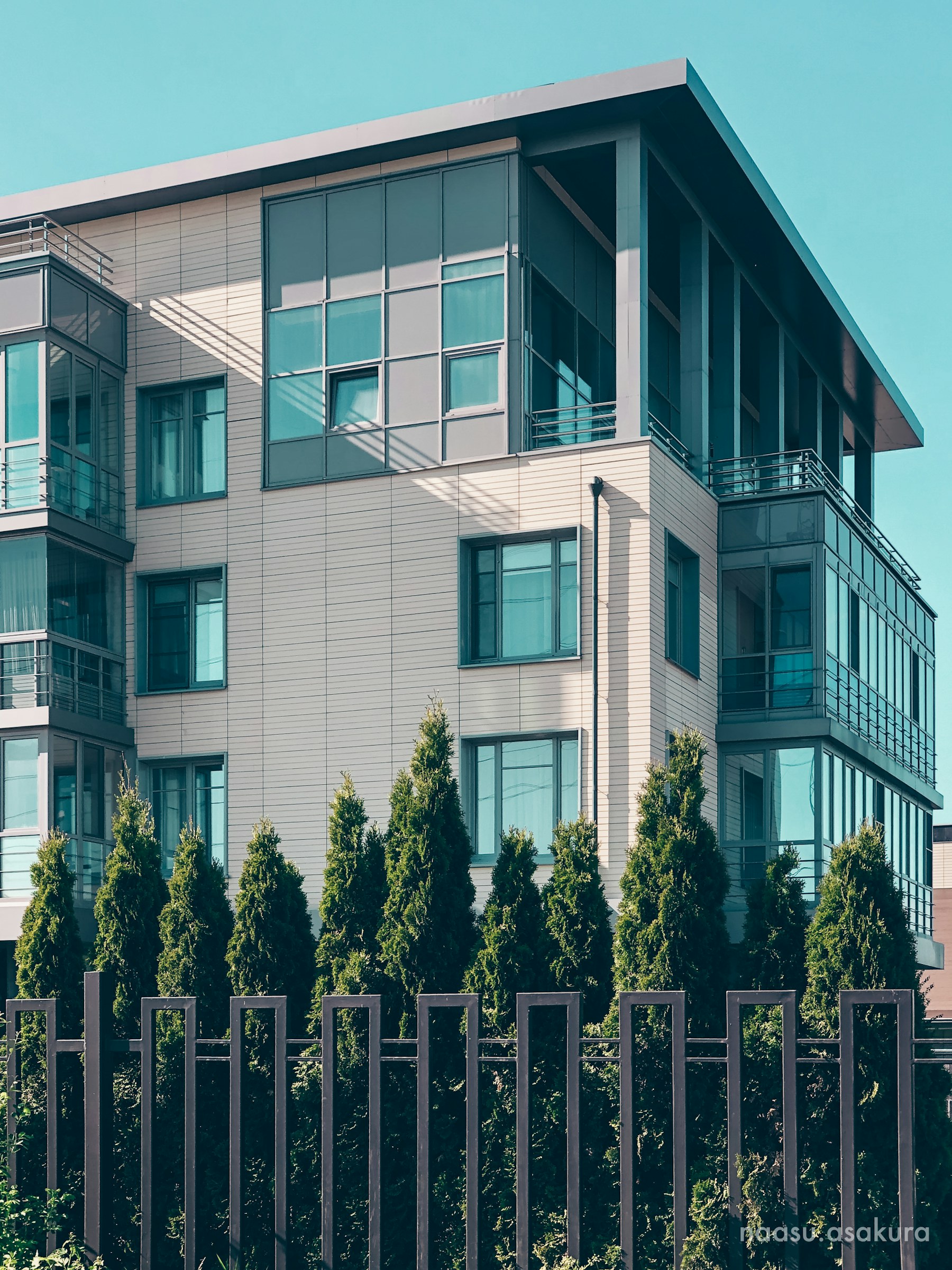 Contemporary condominium architecture